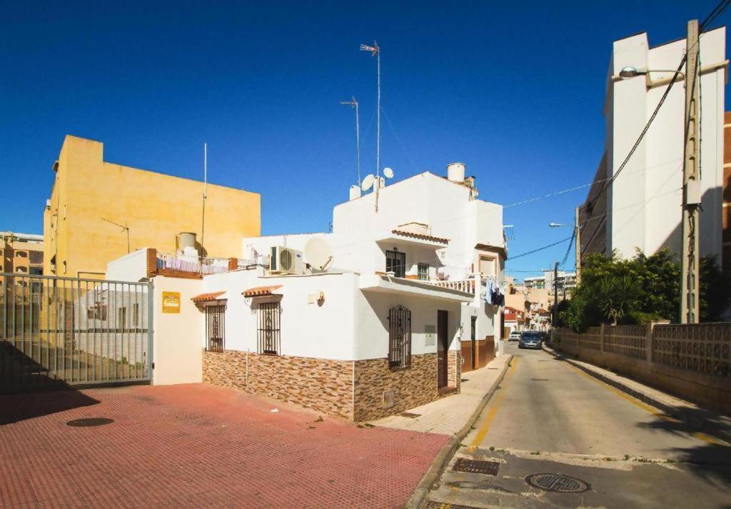 Coqueto Apartamento 50M De Playa Торре-дель-Мар Екстер'єр фото